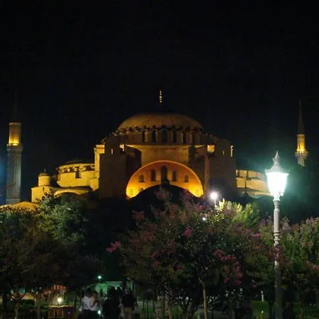 Bed & Breakfast Nehrin Istanbul